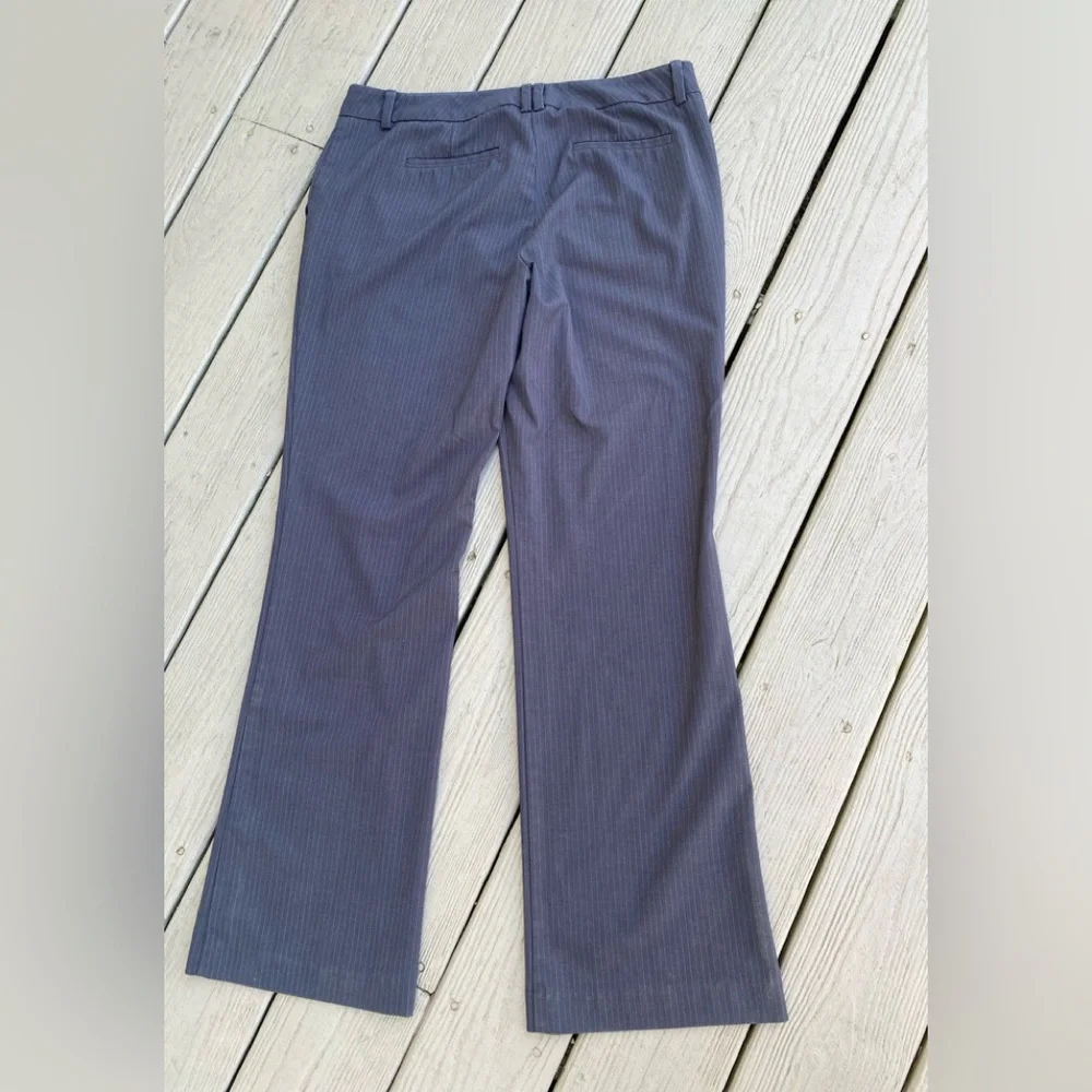 NEW YORK & COMPANY Elegant Brown & Tan Pinstripe Trousers, Size: 10
